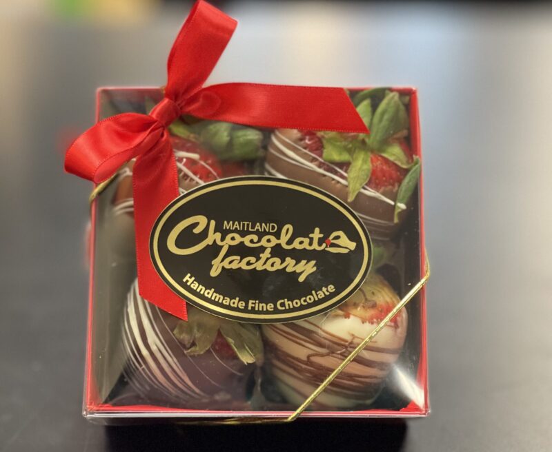 Valentine Box of Chocolate Covered Strawberries